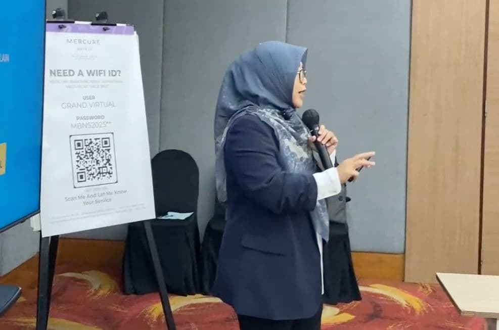 Service Excellent Training - Pemateri 2